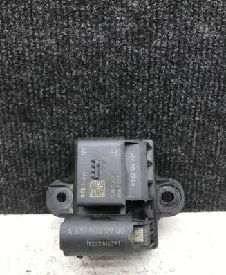 Mercedes-Benz Sprinter W906 Glow plug pre-heat relay A6519000900