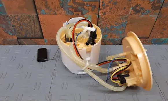 BMW X5 G05 Mechanical fuel pump 5A1C944 16115A1C944 5A06496