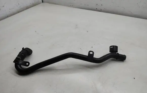 Volkswagen Tiguan Engine coolant pipe/hose 5N0121065
