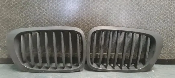 BMW 3 E46 Front grill BM014603P07