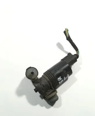 Land Rover Freelander 2 - LR2 Headlight washer pump 30095 308202 061110B