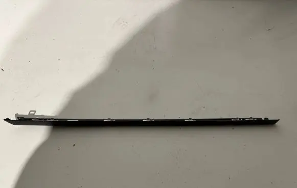Land Rover Evoque II Other rear door trim element K8D2255A61AB