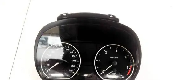 BMW 1 E81 E87 Speedometer (instrument cluster) 1041568 10415682