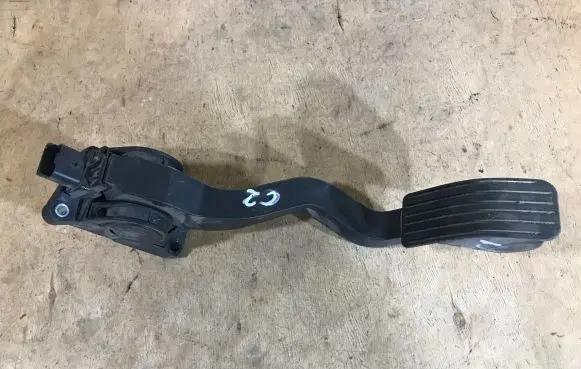 Citroen C2 Accelerator throttle pedal 0280752251 9646702180