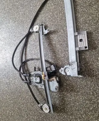Citroen C3 Pluriel Front door window regulator with motor