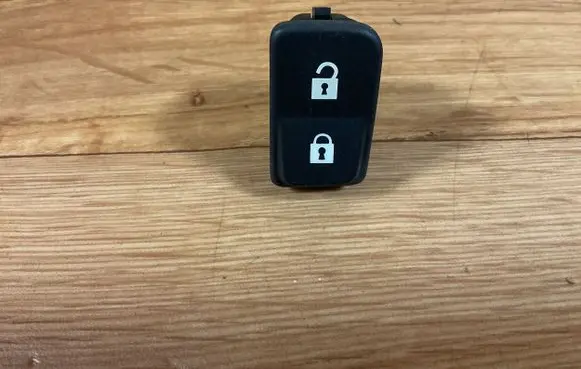 Volvo V50 Central locking switch button 30773333