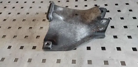 Other engine bay part