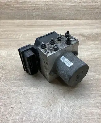 Volkswagen PASSAT B7 ABS Pump 3AA614109AC 17618943A