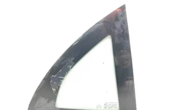 Citroen C3 Rear side window 43R00048 E000255 DOT24M189AS2