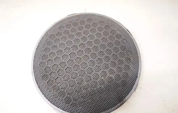 Side speaker trim/cover