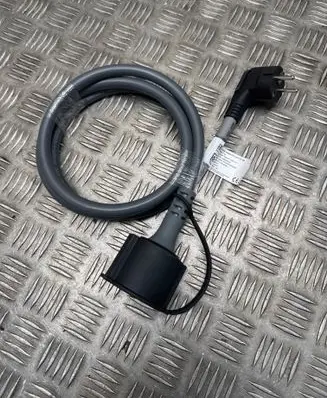BMW XM Electric car charging cable 8490521 ZCFC20A 220240V