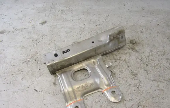 BMW 1 F20 F21 Front bumper shock/impact absorber 726619313