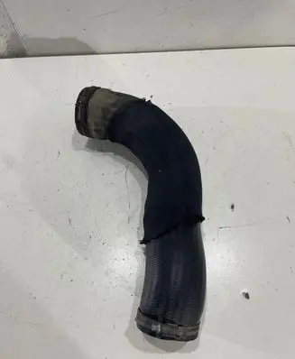 Volvo XC60 Intercooler hose/pipe P11313