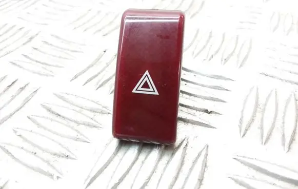 Subaru XV Hazard light switch