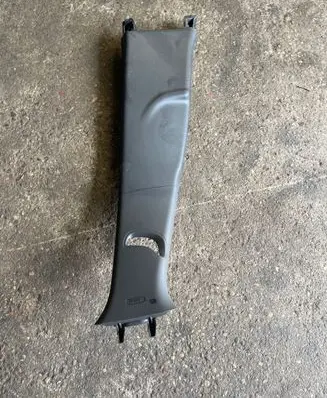 (B) pillar trim (top)