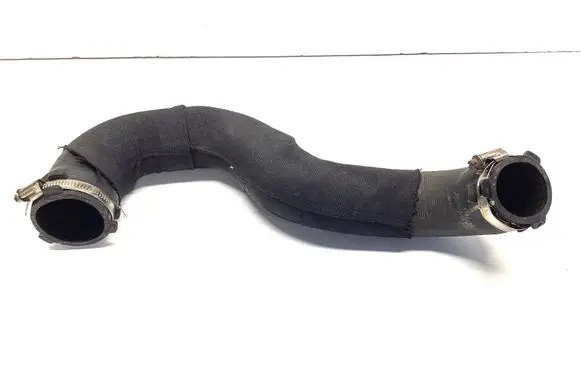 Intercooler hose/pipe