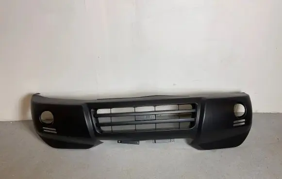 Mitsubishi Pajero Front bumper