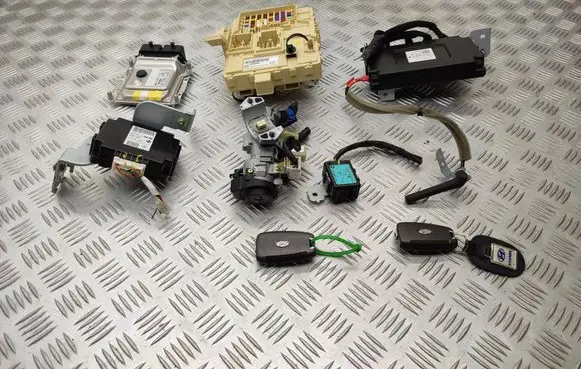 Hyundai i30 Engine ECU kit and lock set 3919903NF0 3919903NB0S0000 95400G4310