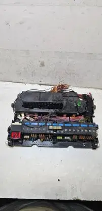 BMW 3 E46 Fuse module E6314H 1891000000 834540