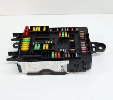 BMW 2 F22 F23 Fuse box set 19561000001 9389070