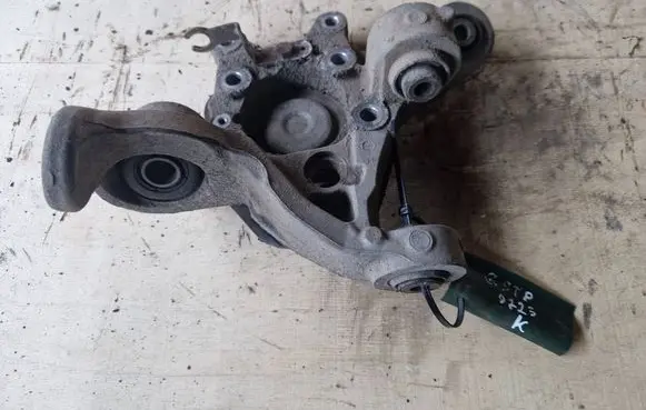 Volvo S60 Rear wheel hub 9200623