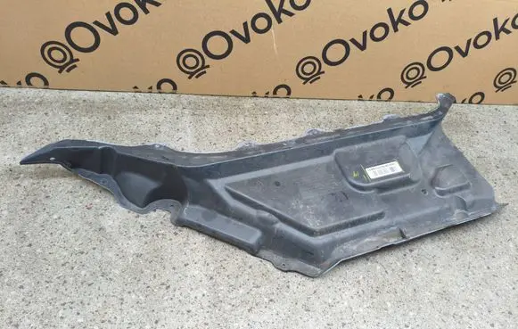 Ford Explorer VI Other engine bay part L1MB016896