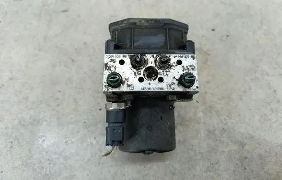Peugeot 807 ABS Pump 1496637080