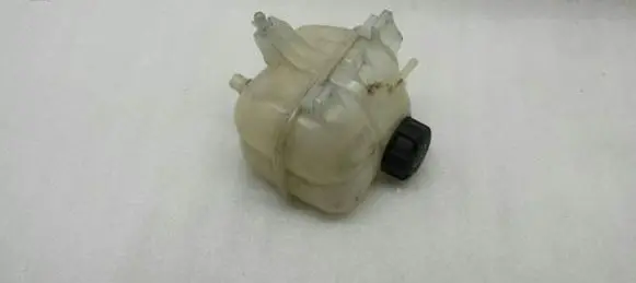 Mini Cooper Countryman R60 Coolant expansion tank/reservoir 17137823626