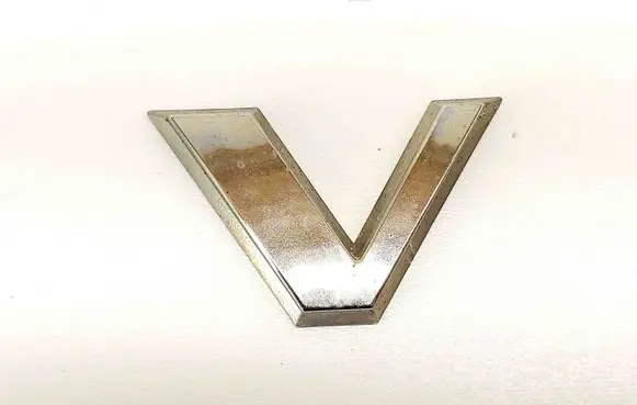 Opel Vivaro Manufacturers badge/model letters 