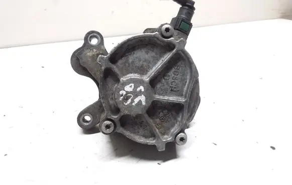 Volvo V50 Vacuum pump