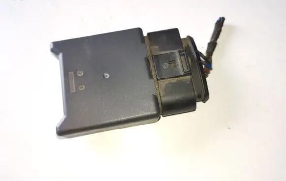 Volkswagen Golf VII Fuel injection pump control unit/module 5Q0906093A 5Q0906093
