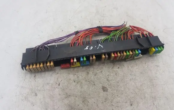 BMW 5 E39 Fuse module NOCODE