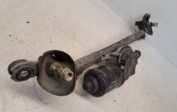 Toyota Prius (NHW20) Front wiper linkage and motor 8511047080 1592007660