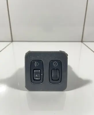 Mitsubishi Pajero Headlight level height control switch MR4026
