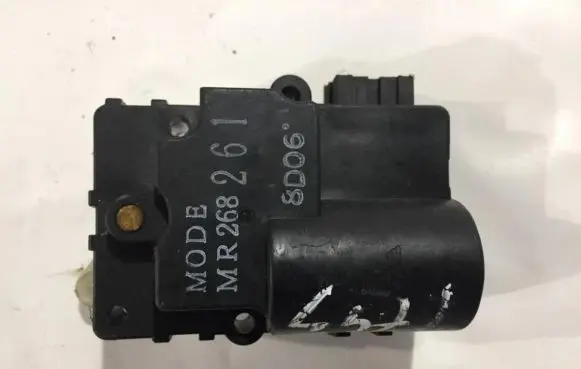 Mitsubishi Carisma Air flap motor/actuator mr268261