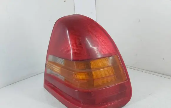 Mercedes-Benz C W202 Rear/tail lights 2028200261