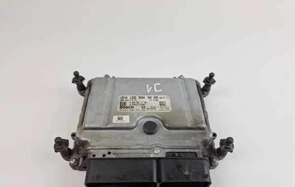 Mercedes-Benz C AMG W204 Engine control unit/module A1569003000 0261209551 A0009011700