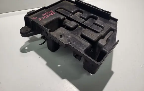 KIA Sportage Battery tray 