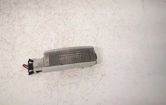 Volkswagen PASSAT B5 Other interior light 3B0947113