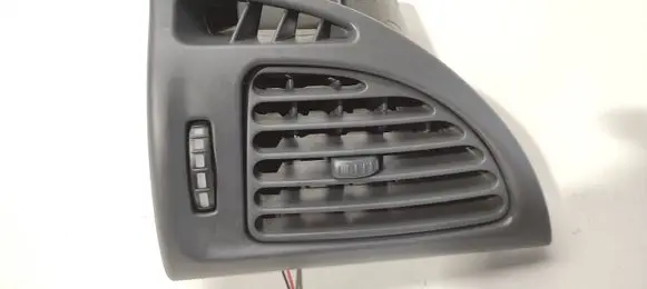 Citroen C5 Dashboard side air vent grill/cover trim 99024110 963261657A