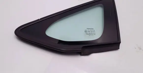 Toyota Auris 150 Front triangle window/glass 43R007951 DOT24M19AS2