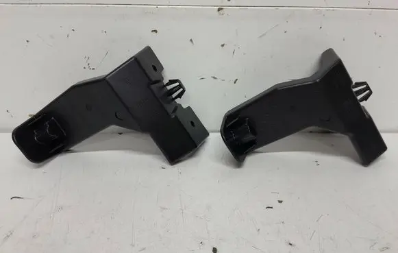 Renault Captur II Rear bumper mounting bracket 850428273R