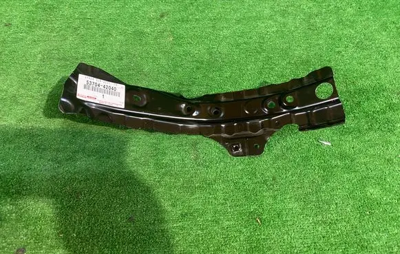Toyota RAV 4 (XA50) Radiator support slam panel 53704-42040