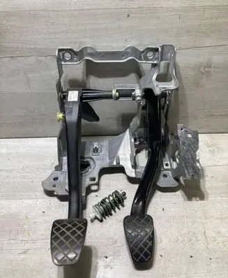 Audi A4 S4 B9 Pedal assembly 8W1721140