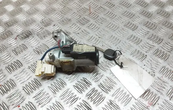 Toyota Corolla E120 E130 Ignition lock