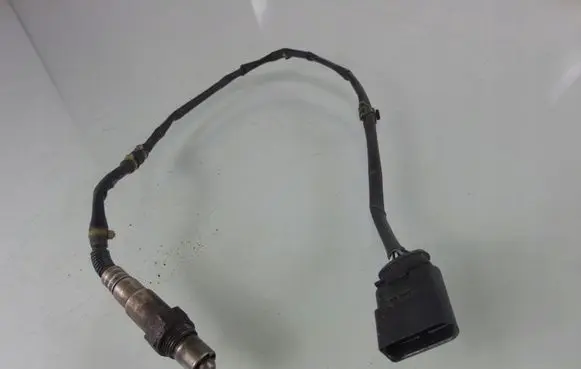 Volkswagen Golf VI Lambda probe sensor