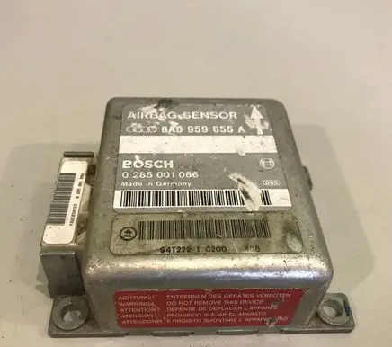 Audi A4 S4 B5 8D Airbag control unit/module 8A0959655A 0285001086