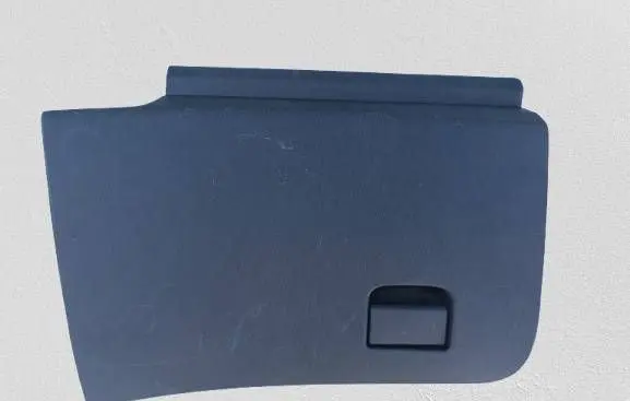 Nissan Qashqai Glove box 685104EH0A