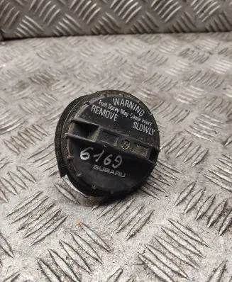 Subaru Forester SG Oil filler cap 