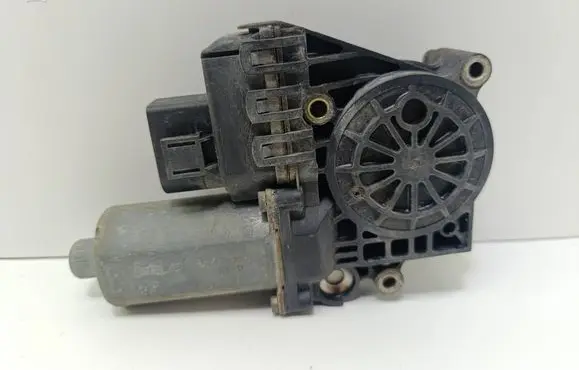 Audi A6 S6 C5 4B Front door window regulator motor 0130821774